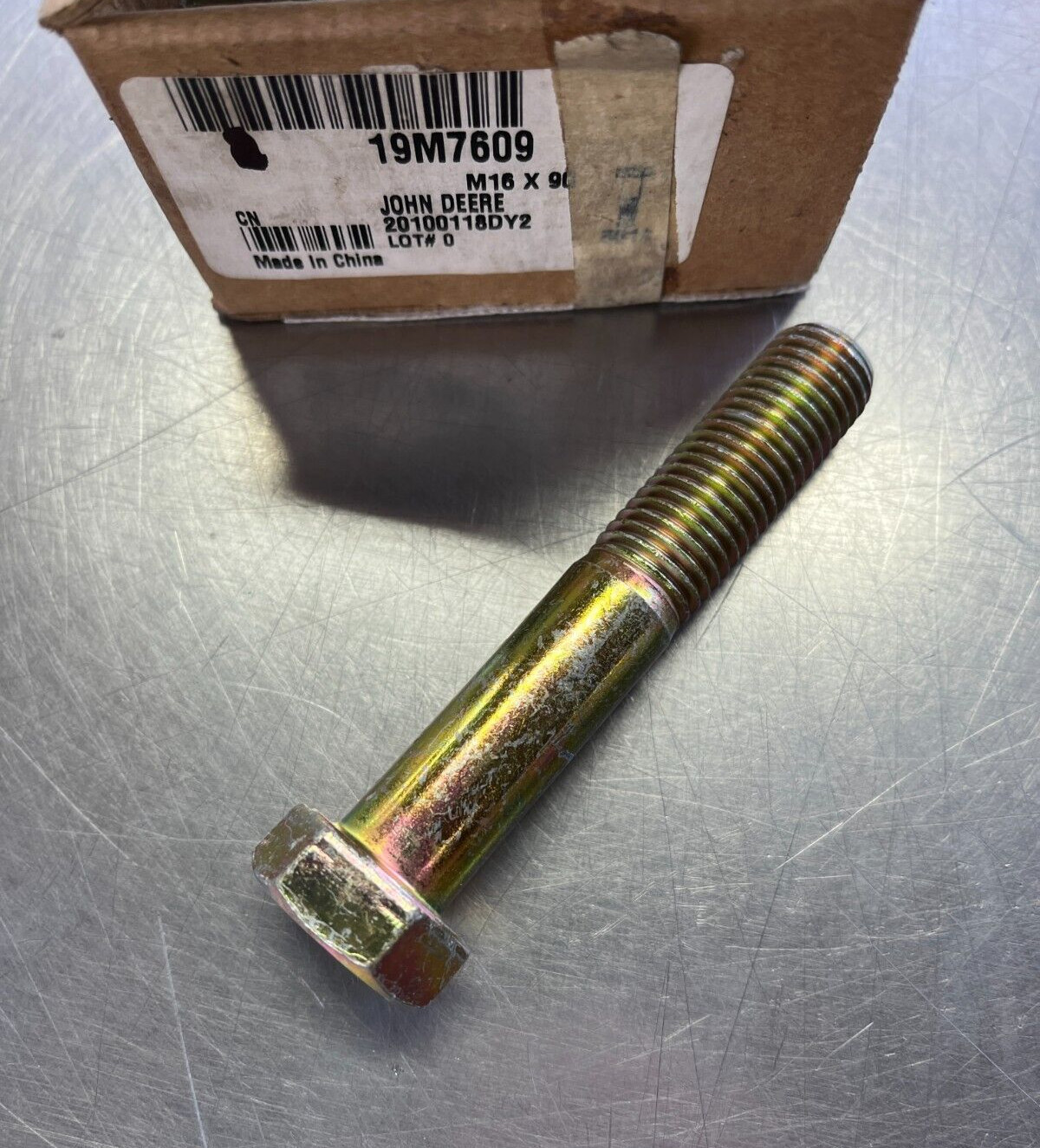 19M7609  GENUINE  OEM  John Deere Original Equipment  CAP SCREW BOLT