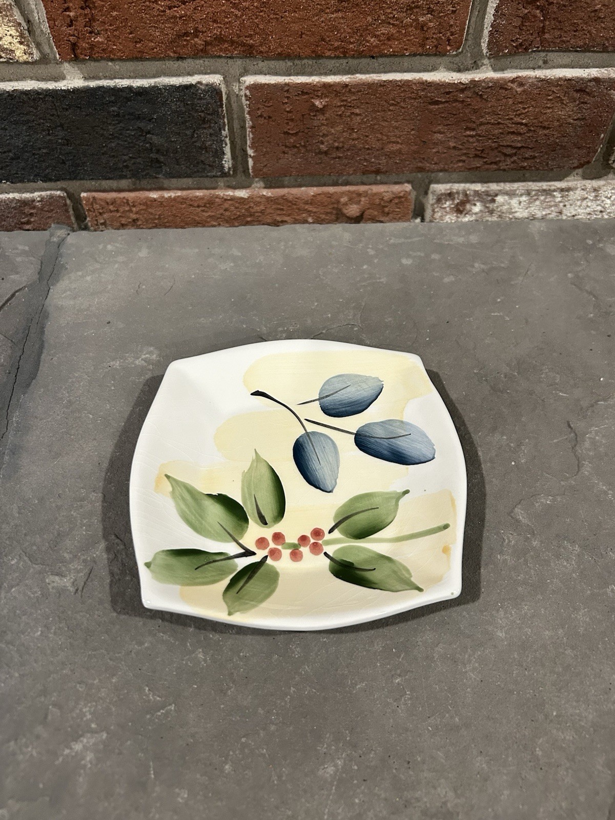Vtg Gazebo Soap Dish Botanical bathroom hand-painted ceramic decorative