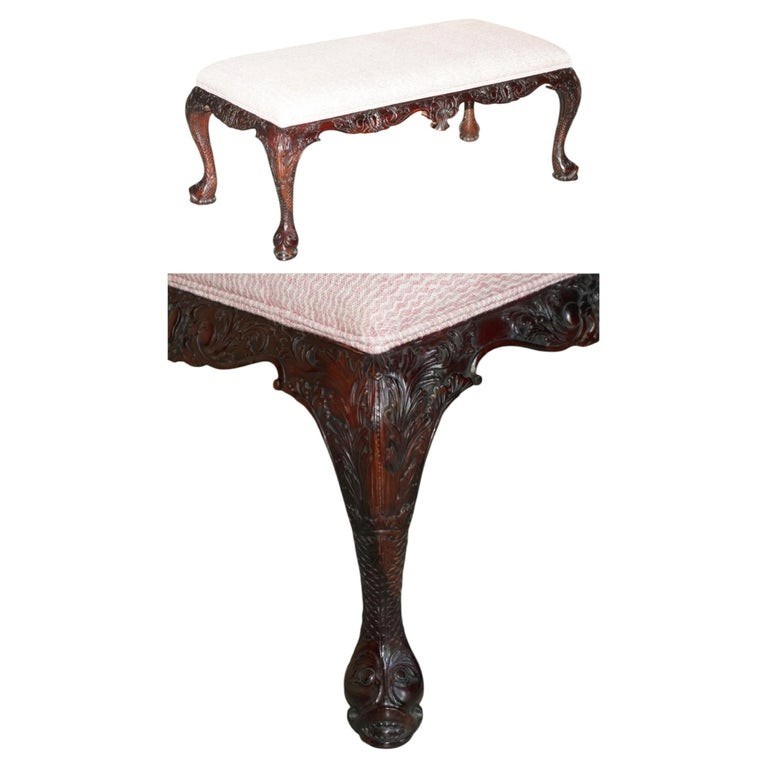 ANTIQUE HAND CARVED GEORGE II STYLE BENCH WINDOW SEAT WITH 18TH CENTURY DOLPHINS