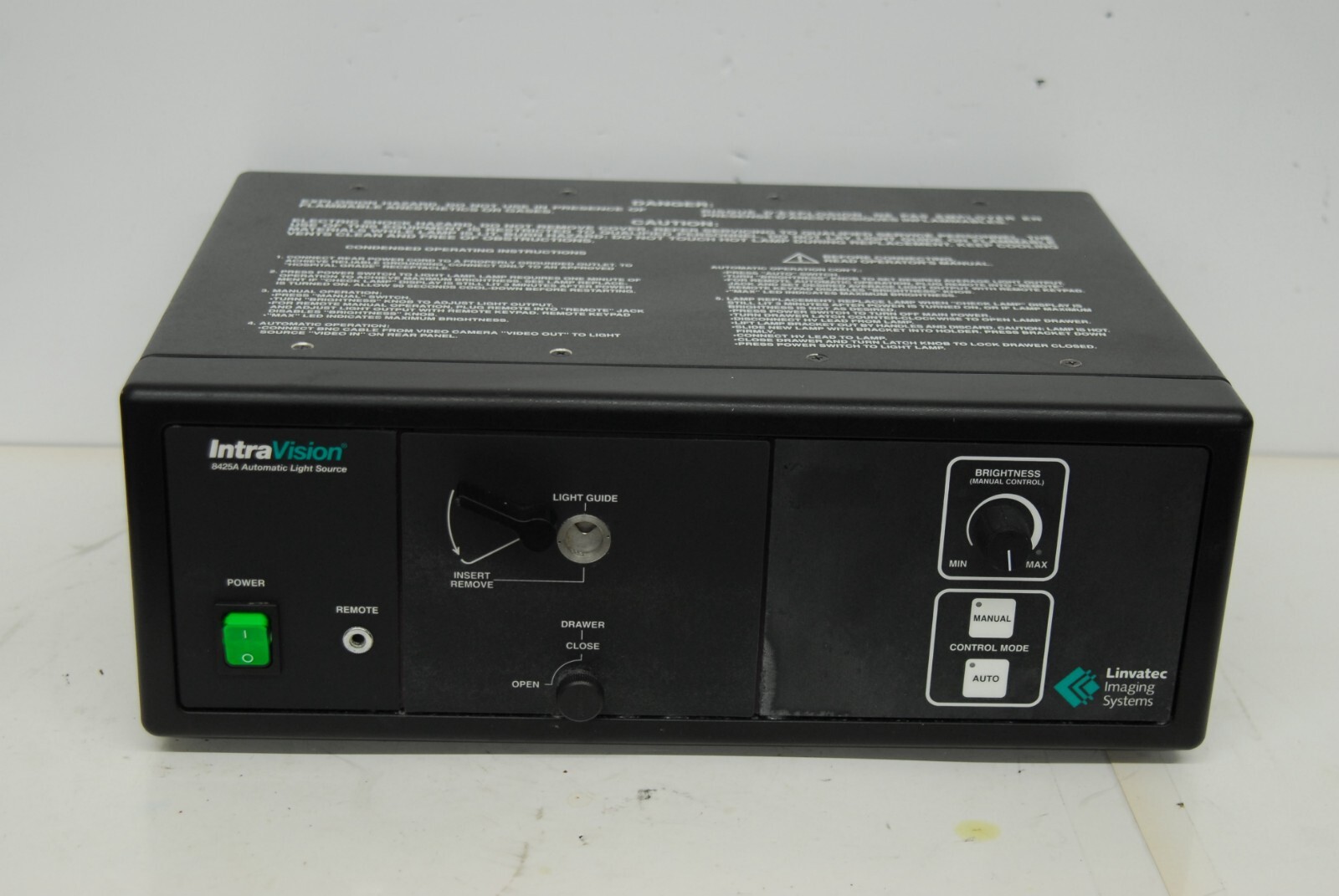 Linvatec Intravision 8425A Automatic Light Source