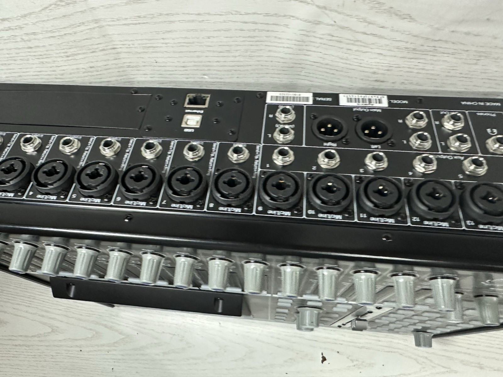 Ashly digiMIX 18 18-Channel Digital Mixer