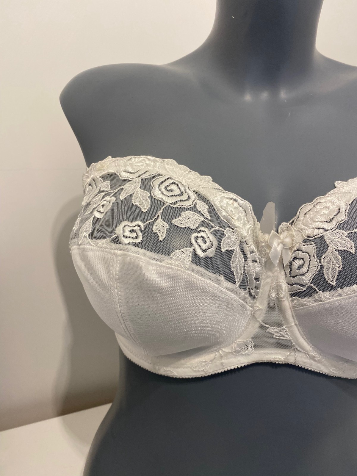 Fantasie Belle White Strapless Bra Multiway Underwired Side Support No padding