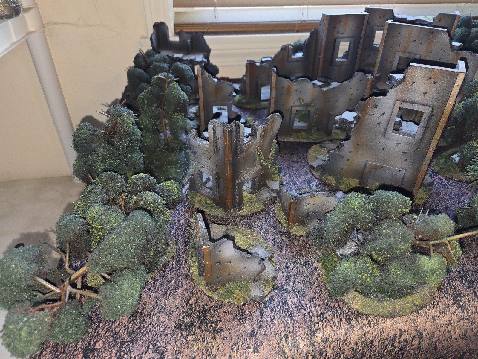 Warhammer 40k Terrain *Swampy Ruins*