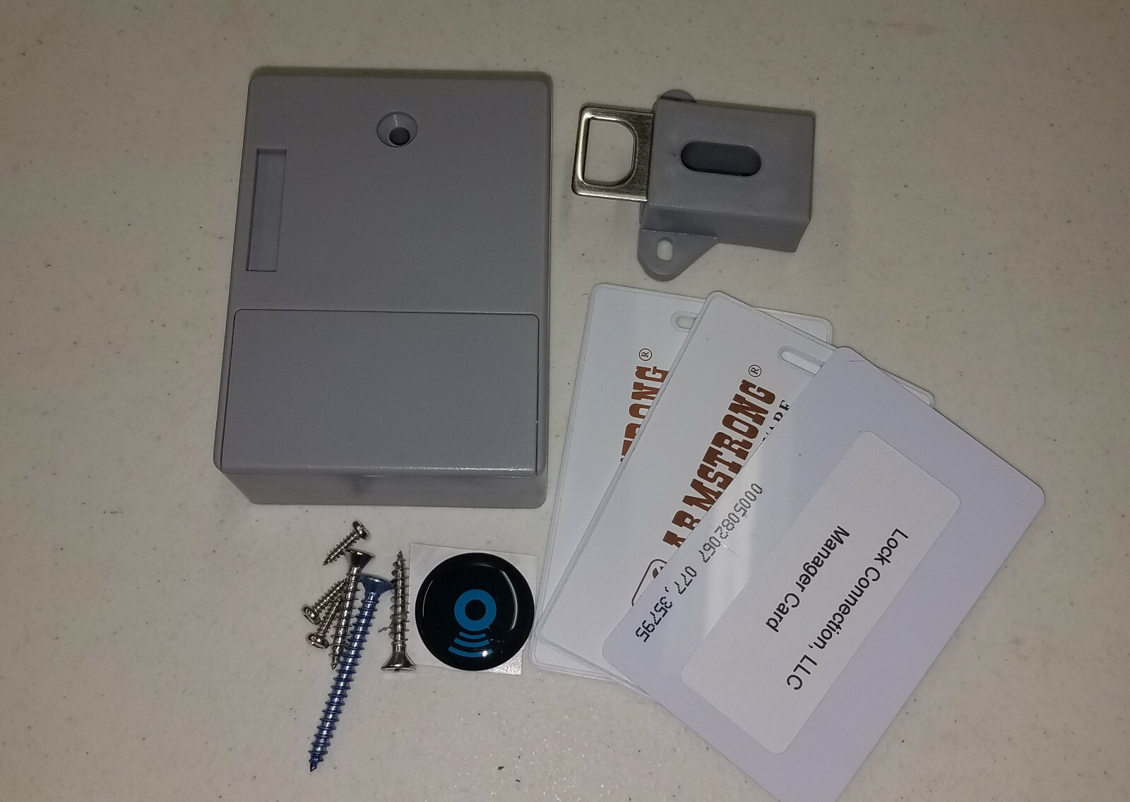 Battery RFID Cabinet drawer Lock, 2 user cards and 1 manager card RFID-2B-3C