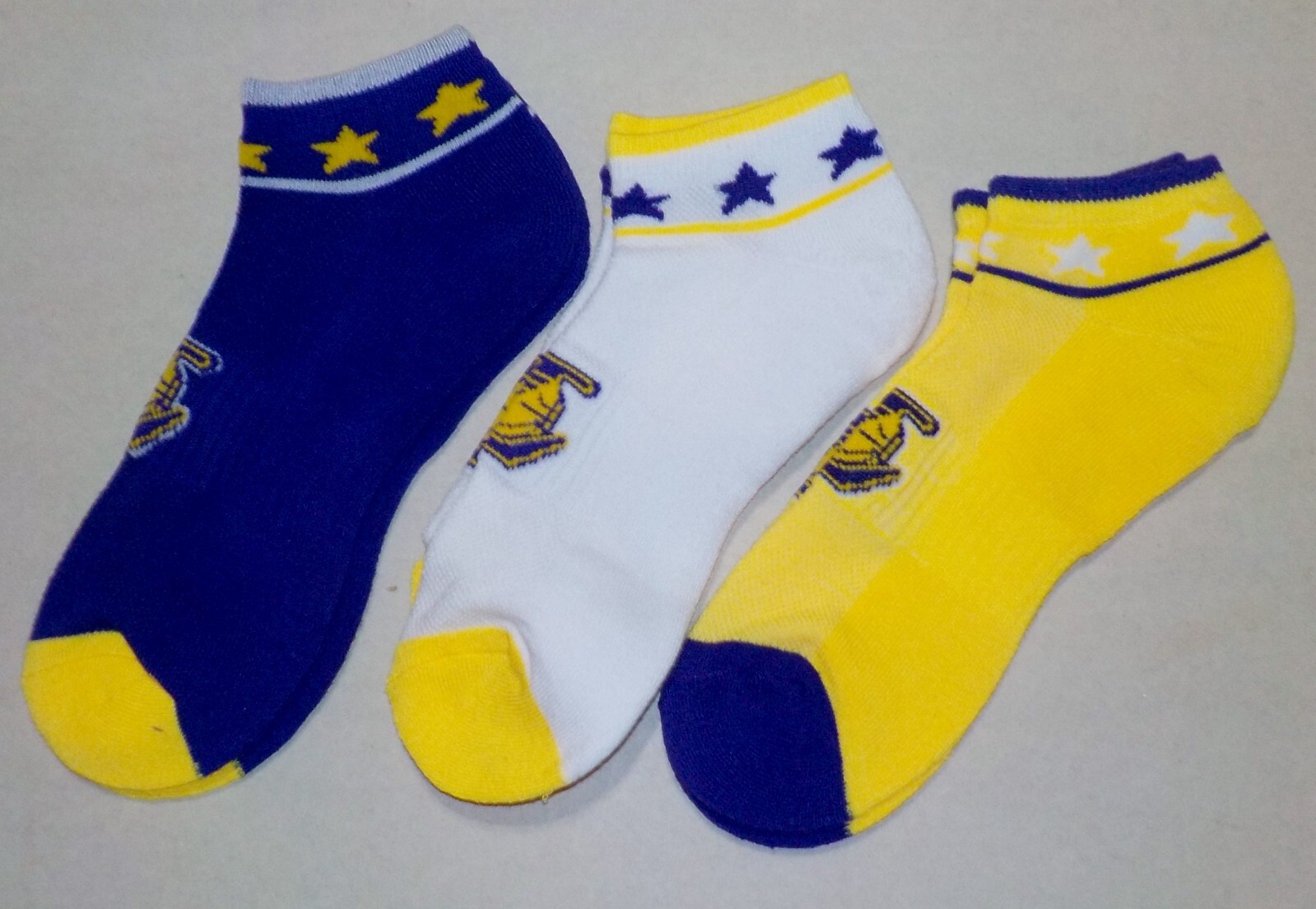 LOS ANGELES LAKERS 3 PAIR LOW CUT SOCKS WHITE PURPLE YELLOW MENS L 6-12 NWT