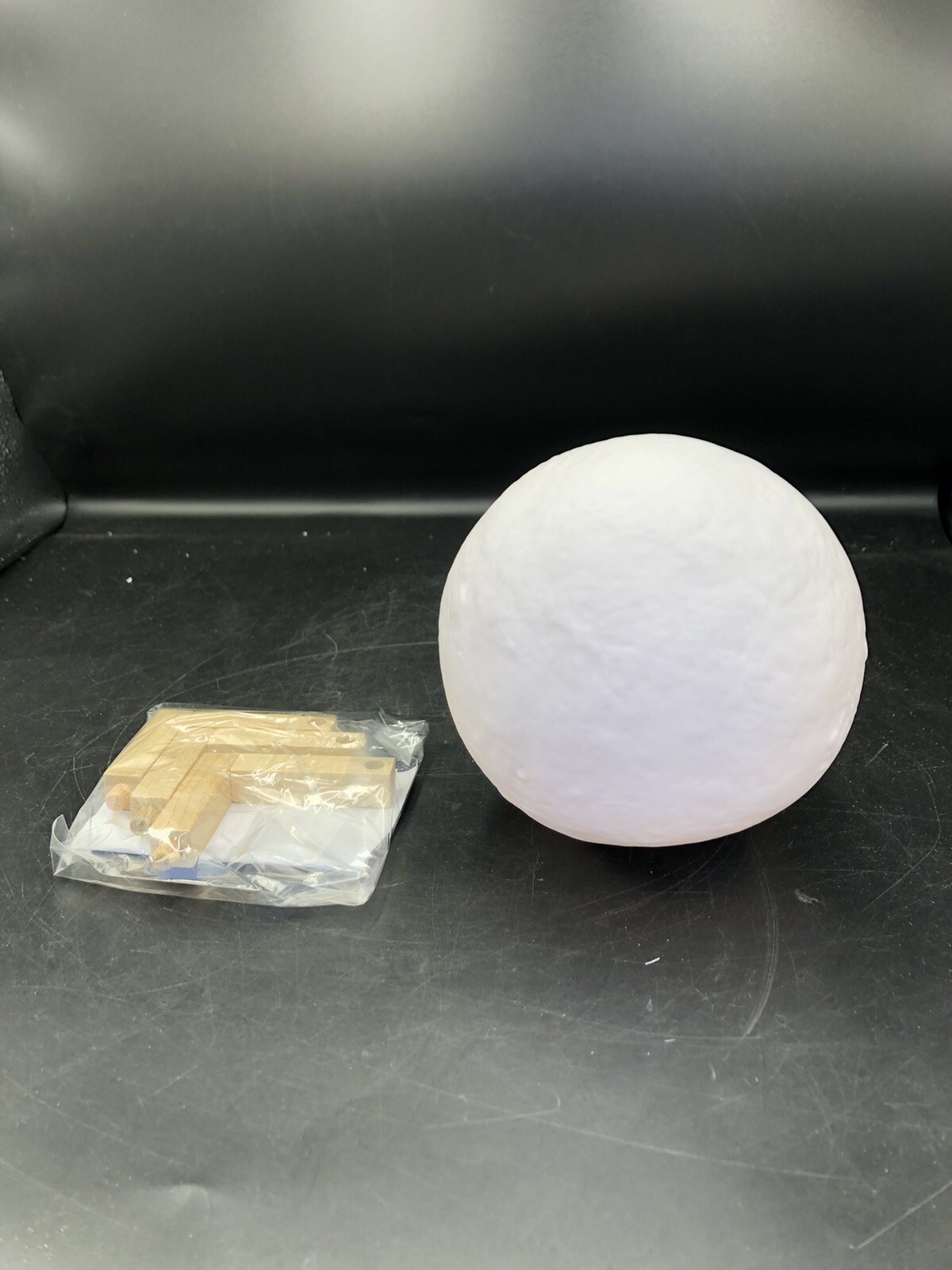 BMI Moonlight Lamp with Two Modes - New!
