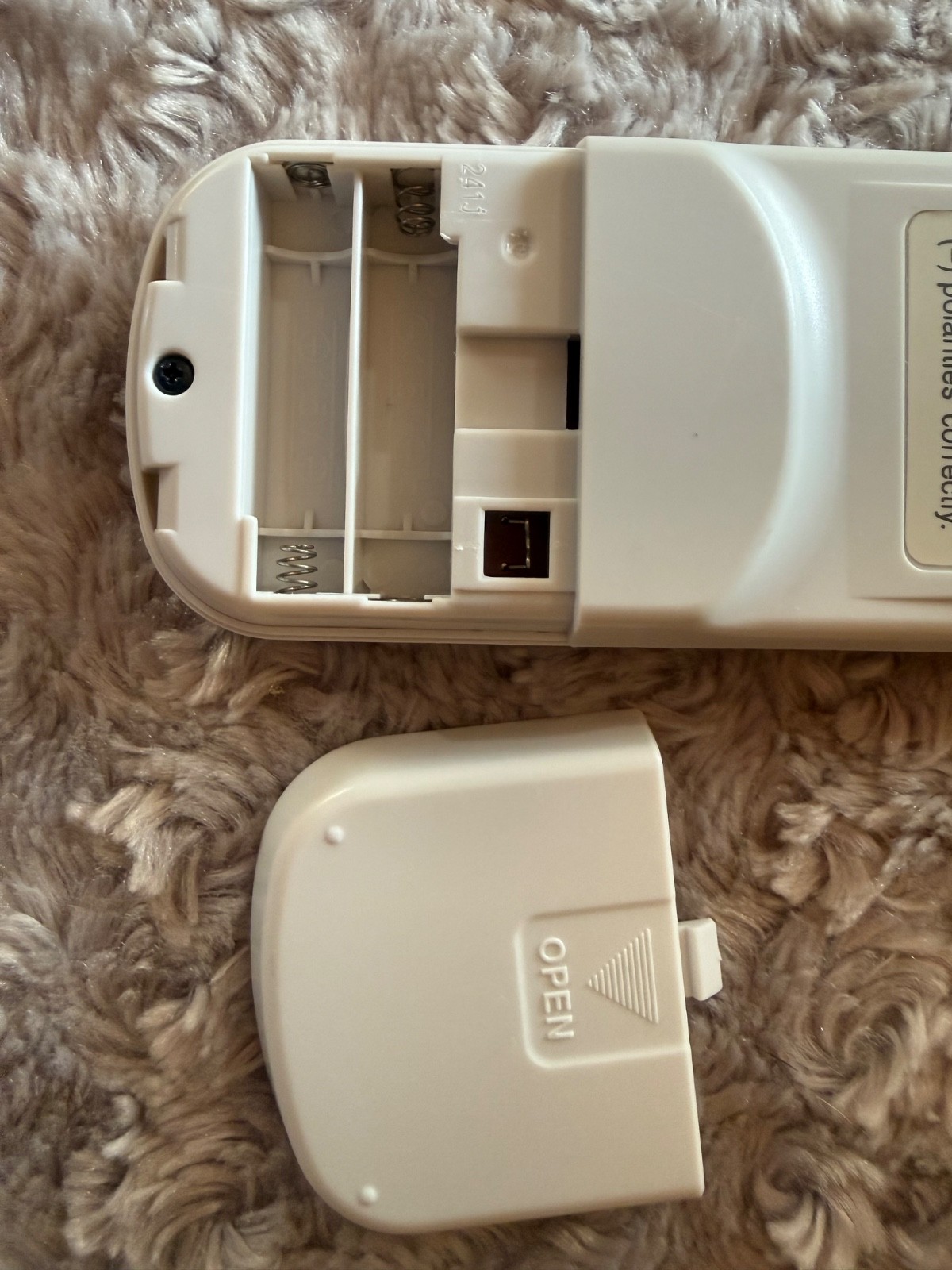 FUJITSU REMOTE CONTROL AR-RY16 ~ with Wall Mount Holder OEM