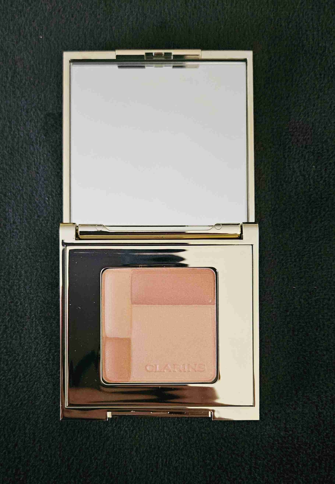 NWT Clarins Soft Peach Illuminating Color Blush Prodige Makeup Compact Size Mini