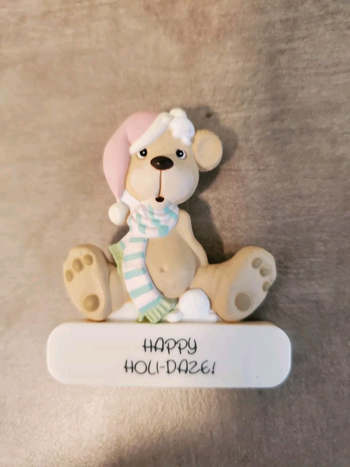 Precious Moments Enesco 1989 Bear Happy Holidaze Pin