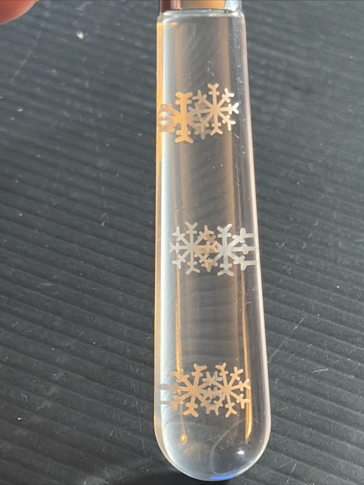 Stainless Clear Acrylic Handle w/Snowflakes Flatware Replacements 16 Pcs