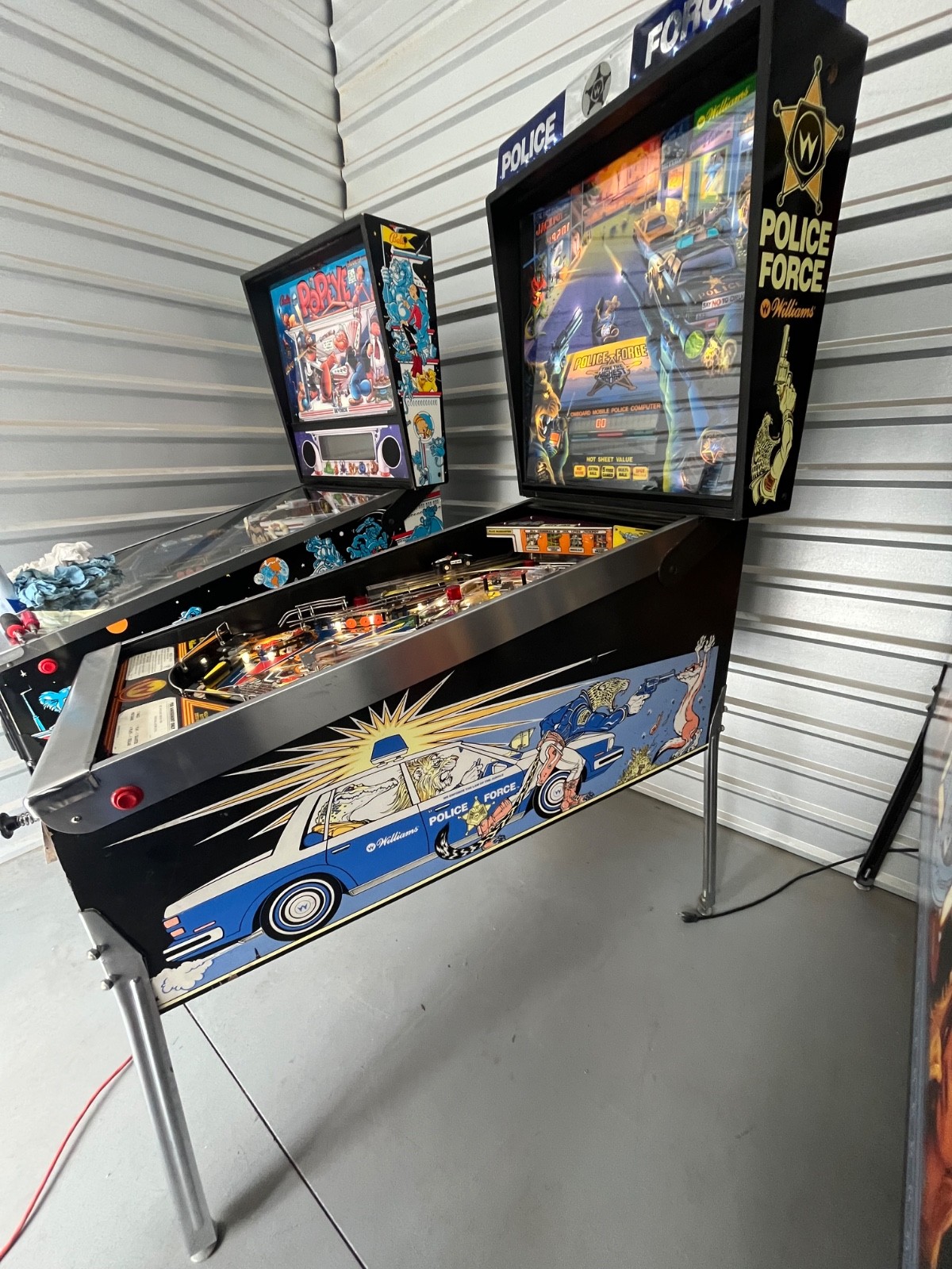 Police Force Pinball Machine..Nice