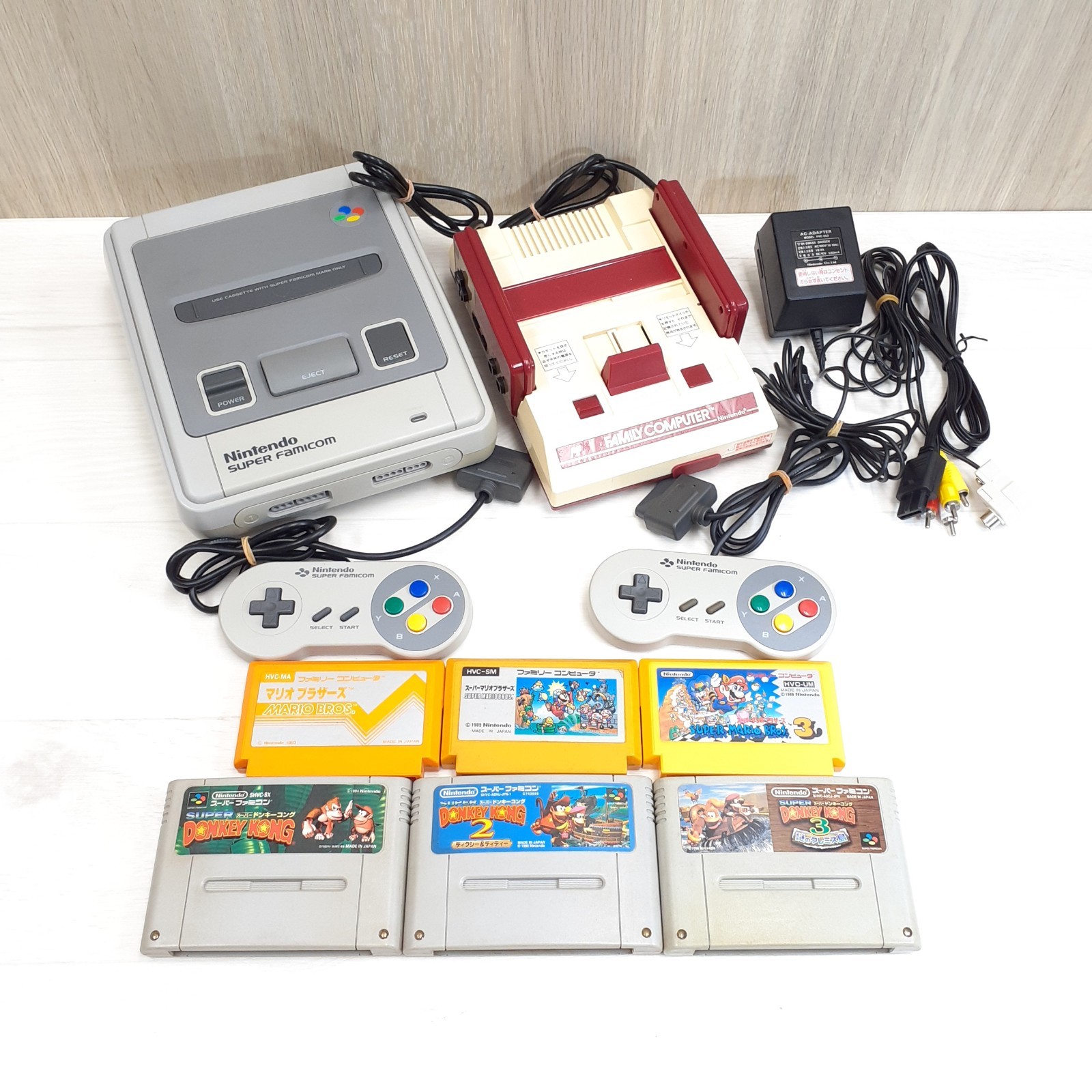 Nintendo Famicom & Super Famicom Console Japan with 6 games Cables Super Mario