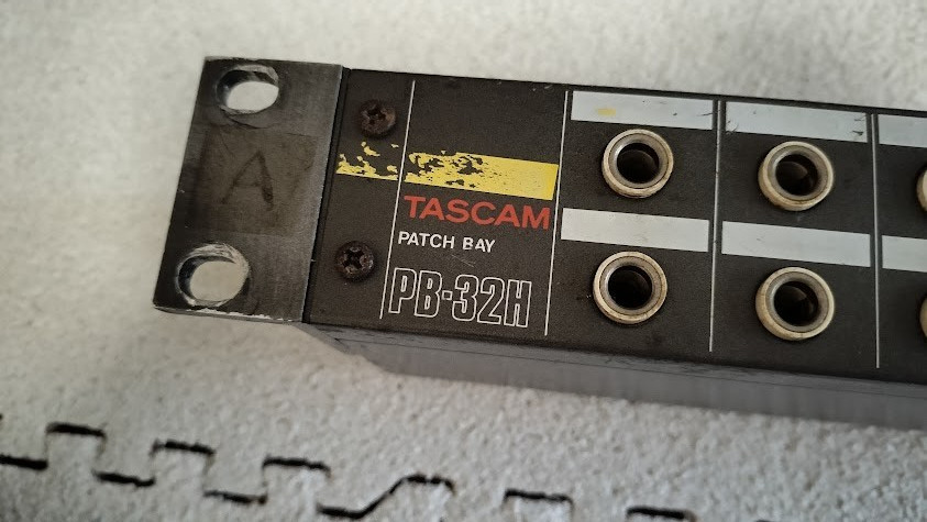 TASCAM PB-32H 32-points Patch Bay Rackmount Used from Japan