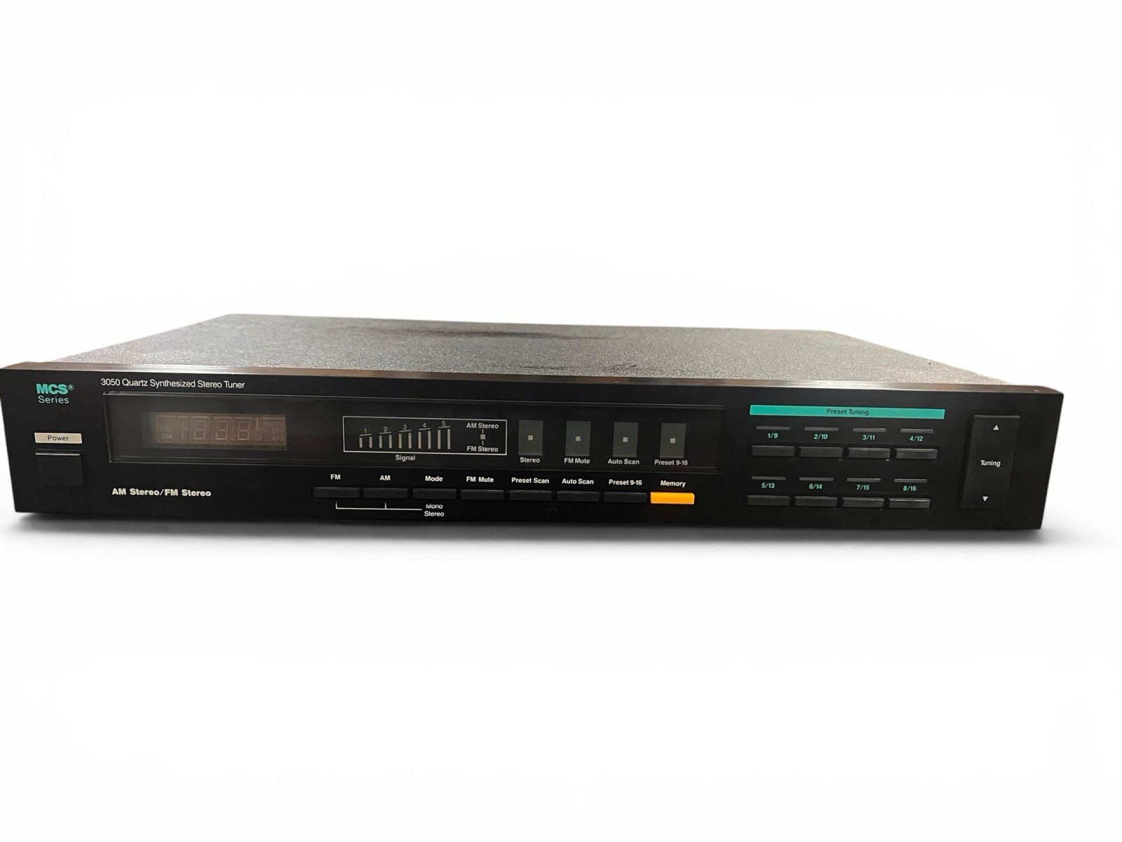 MCS Series 3050 Quartz Synthesized Stereo Tuner 683-3050 Tested Works Japa