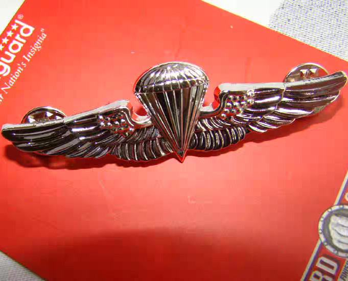 U.S. Navy Parachute Parachutist Landings Wings Badge Pin Silvery