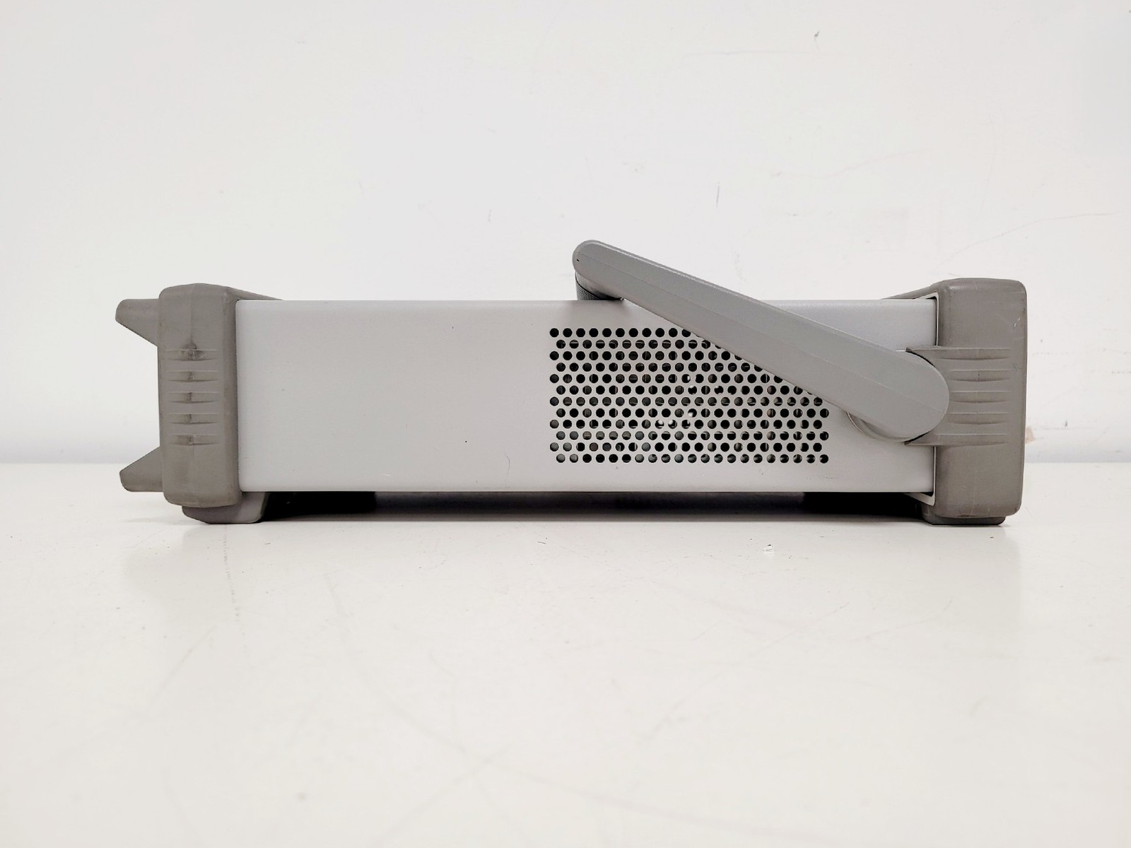 Agilent 33250A Function/Arbitrary Waveform Generator