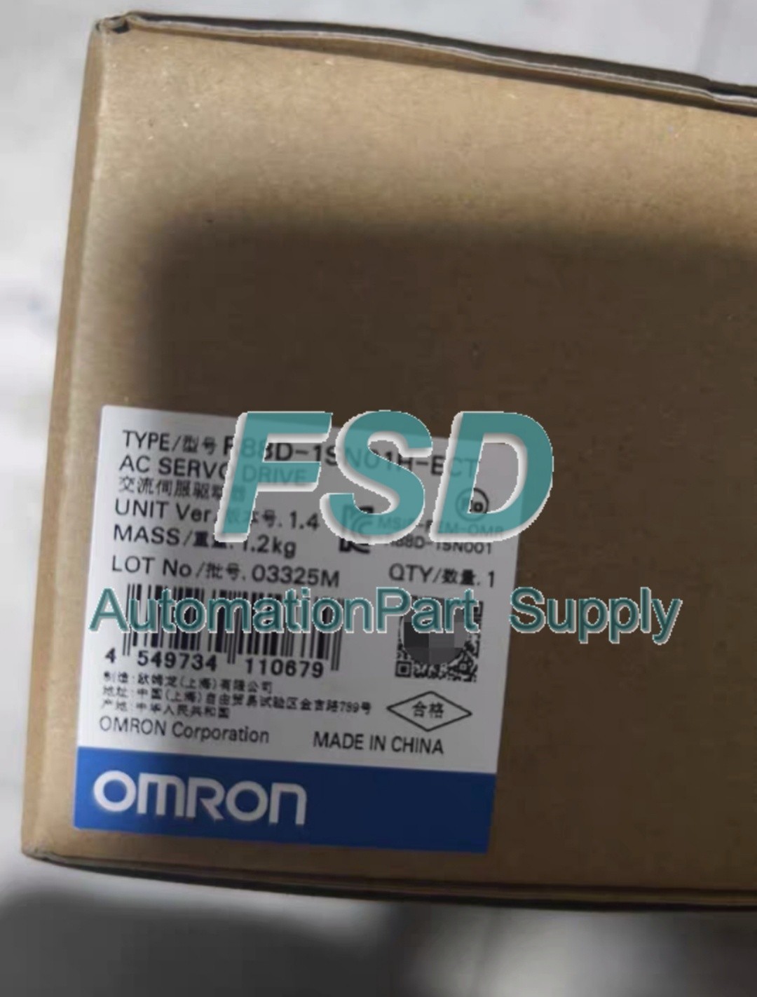 1PC New Omron  R88D-1SN01H-ECT  Servo  Drive  R88D-1SN01H-ECT  In Box