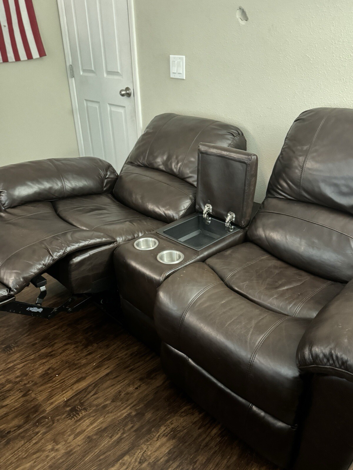 Authentic Leather Couch Recliner Electric With Cup Holders And Storage