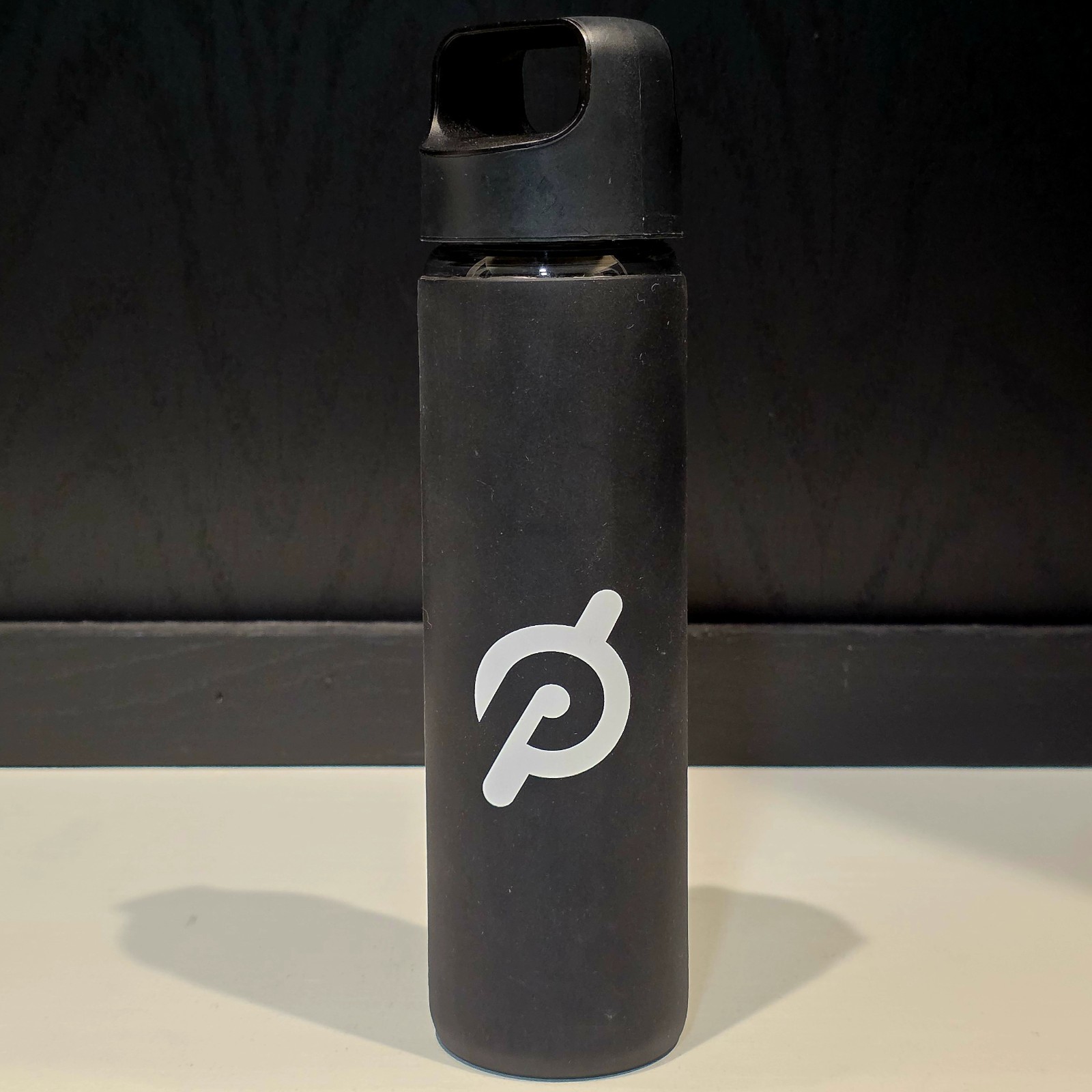 Black Pelaton Glass Water Bottle w/ Silicone Non-Slip Grip 16 oz Fitness