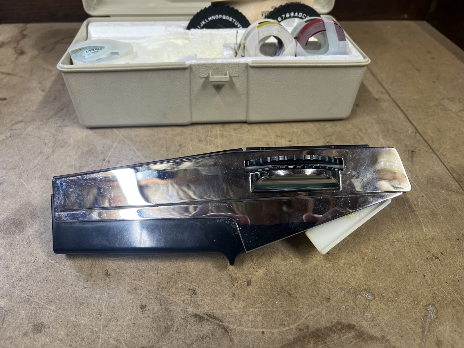 Dymo 1575 Executive 3 Label Machine With Extras