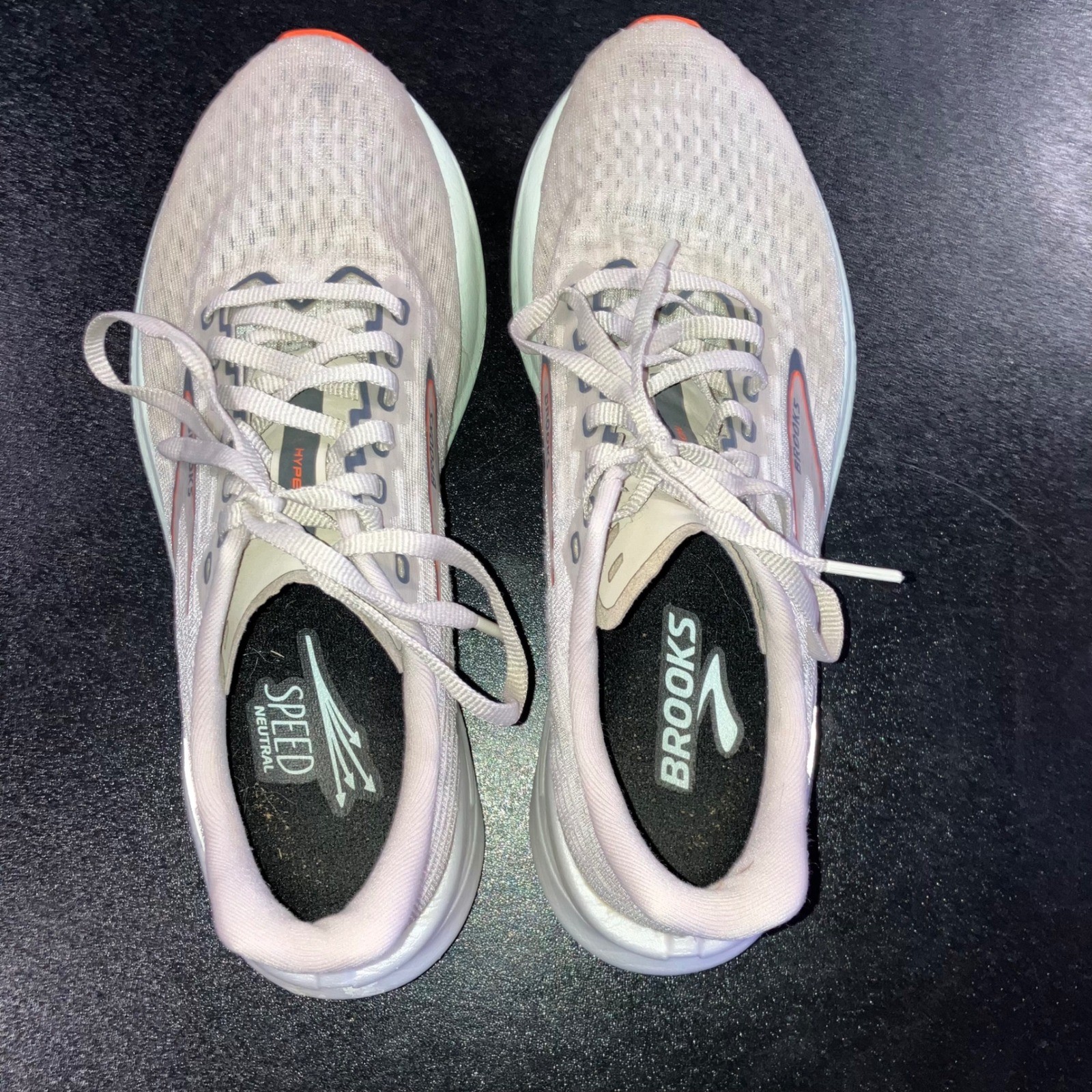 Brooks Hyperion Tempo Running Shoes Men 8 Beige Orange Athletic Sneakers