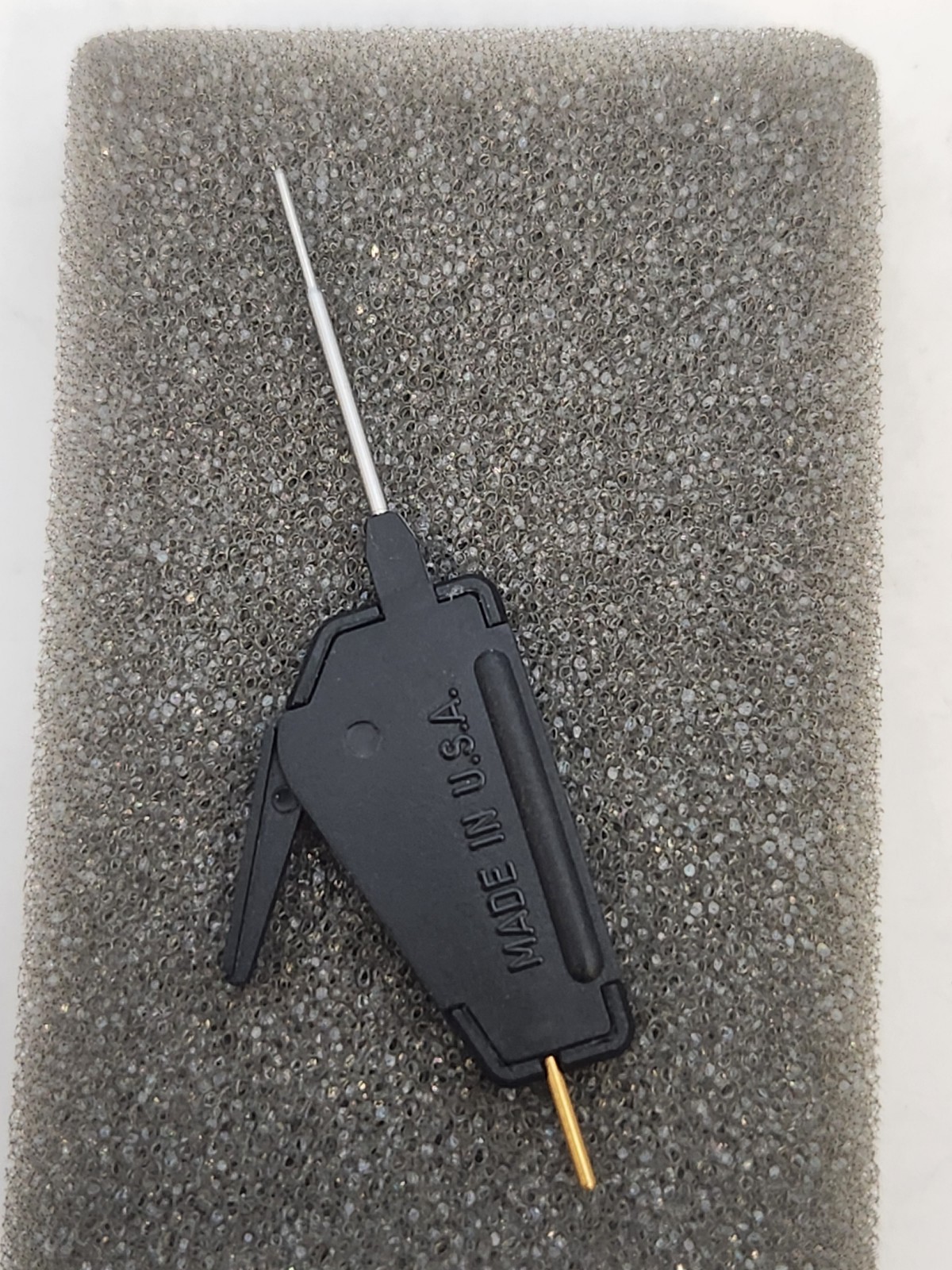 Pomona 6490-0 MICRO SMD Grabber .025 PITCH Test Clip Black 30VAC/60VDC