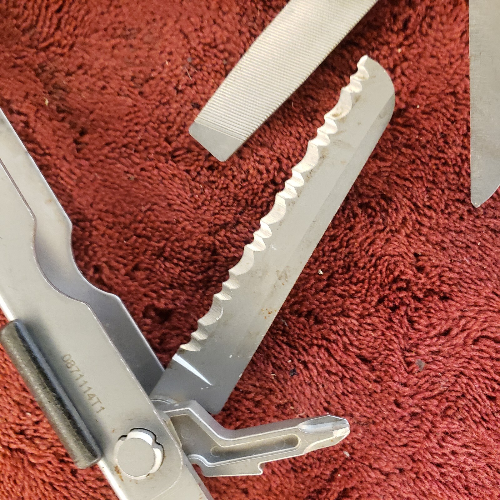 🔪 Lot 2 Gerber Multi Tool MP600 multiplier, drop point blade read