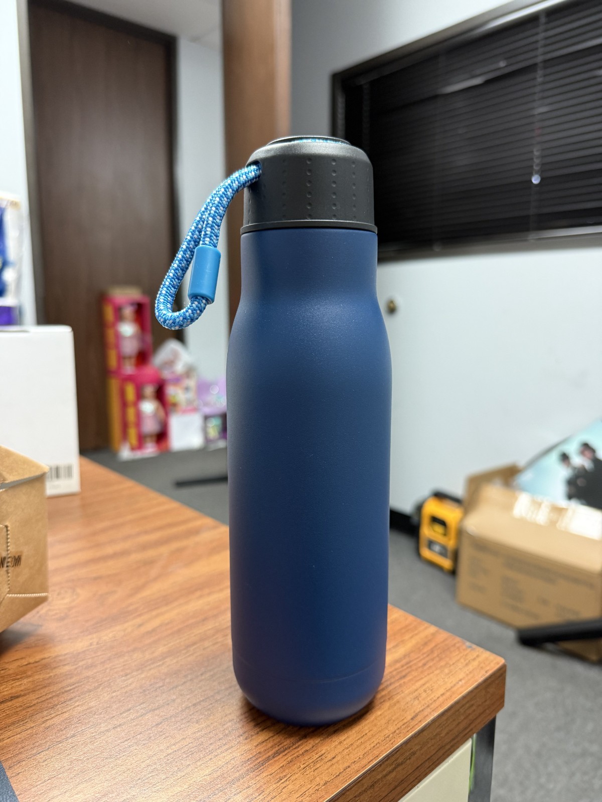 500ml Smart Water Bottle – BPA-Free, Reusable Thermo Bottle