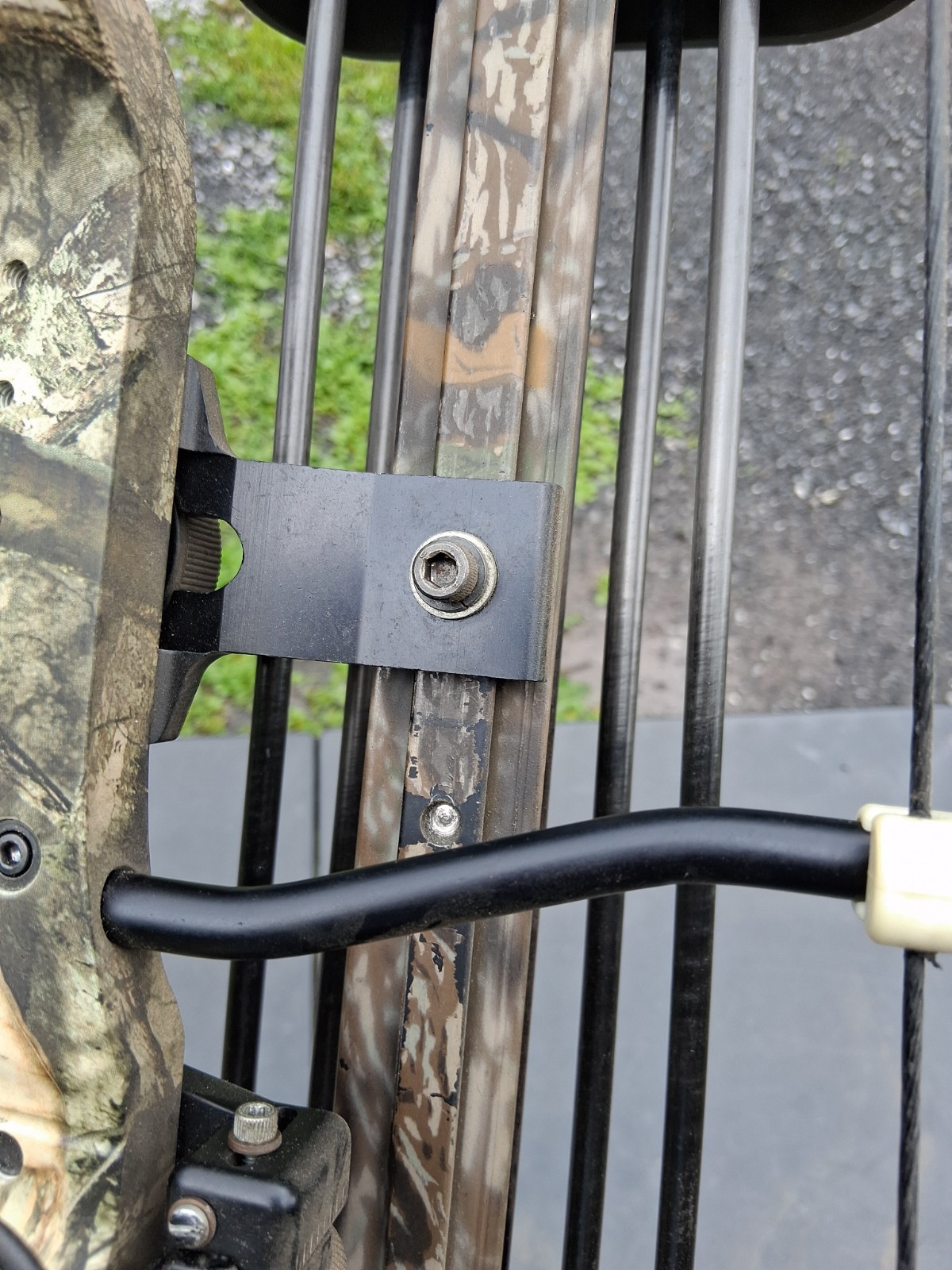 PSE Stinger Compound Bow