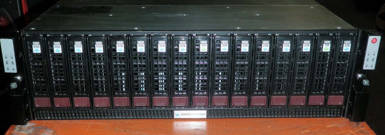 Nimble Storage CS500 Disk Array-12x 3TB 7.2K SAS-4x 800GB SSD-2xCON-2xPSU-SAN