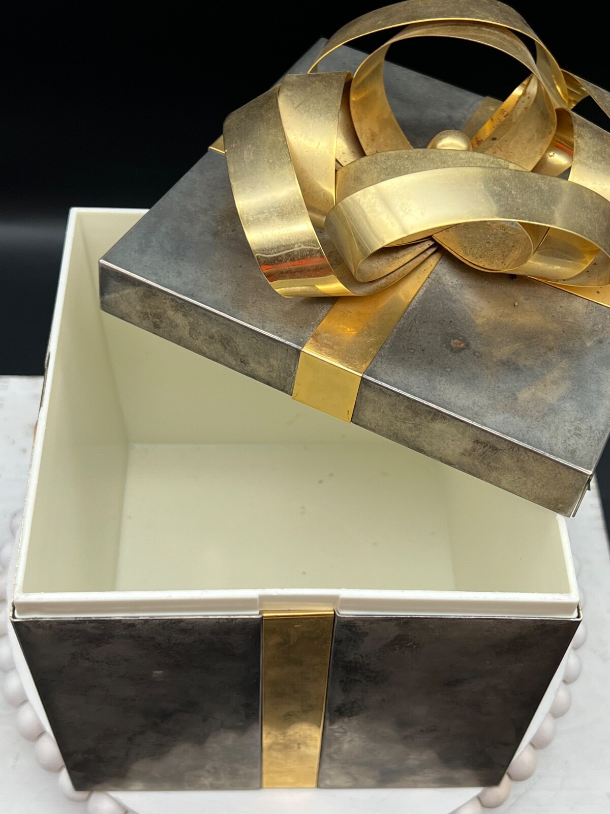 Godinger Two Tone Medium Present Box 6" Square 8"H with Bow Tarnished