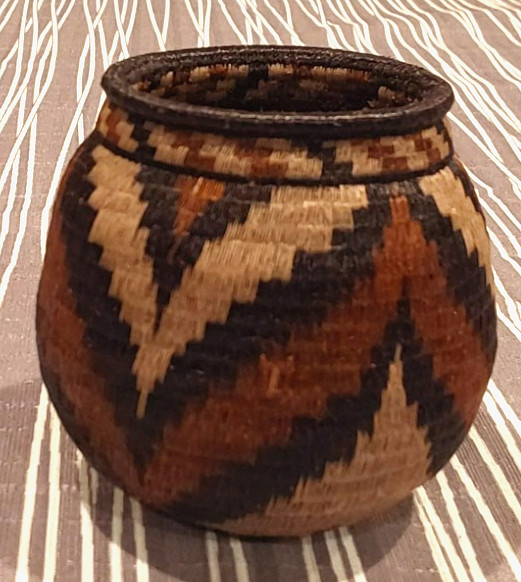 #2 Wounaan Indian Hand Woven Spiral Design Panama Basket 3" x 2 3/4"