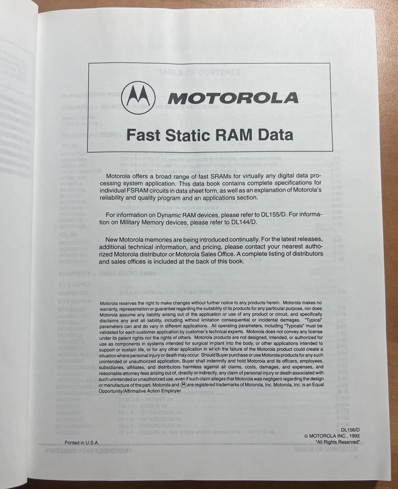 MOTOROLA Fast Static RAM BiCMOS, CMOS AND Module Data 1992 TPB DL 156/D