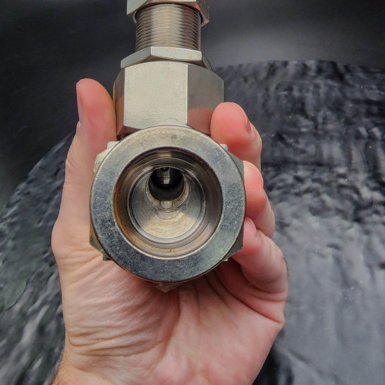 Whitey SS-12NBS16 Needle Valve 4700PSIG 100F Stainless Steel Plumbing 💧🔧