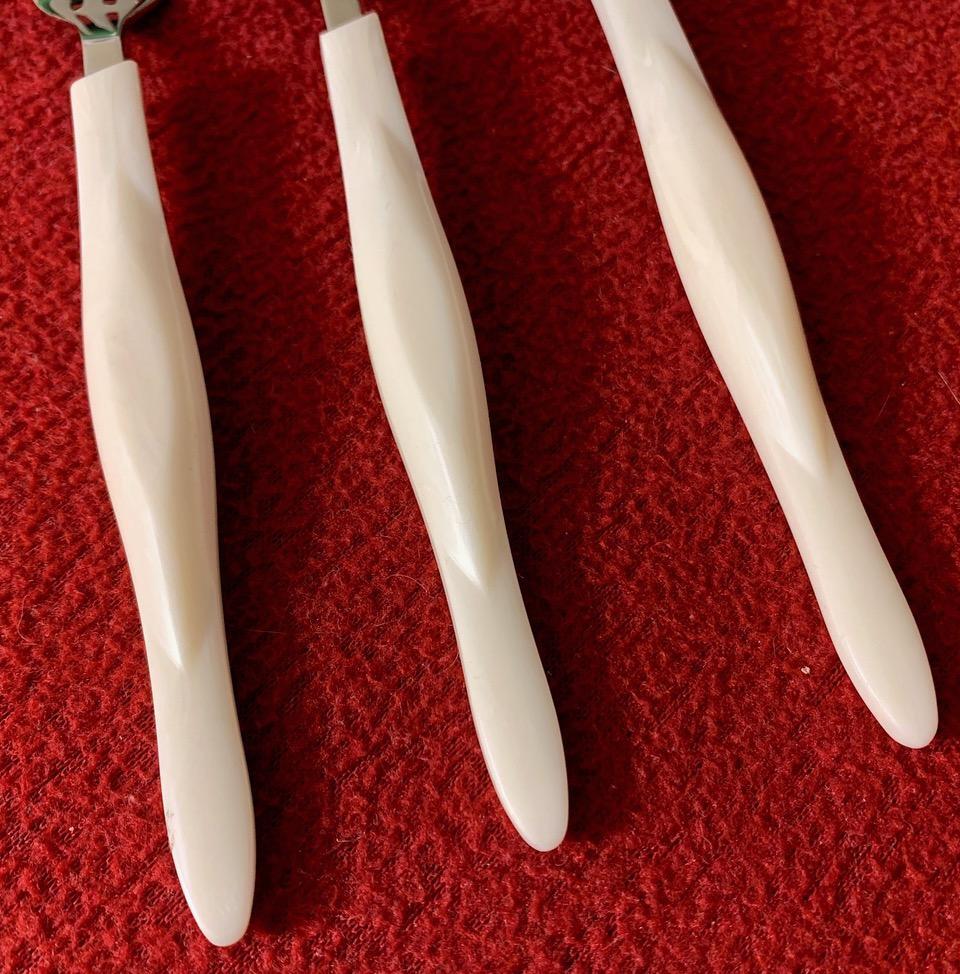 CUTCO - CUE3 - * YOU CHOOSE * Flatware Silverware Stainless - CHOICE * WHITE