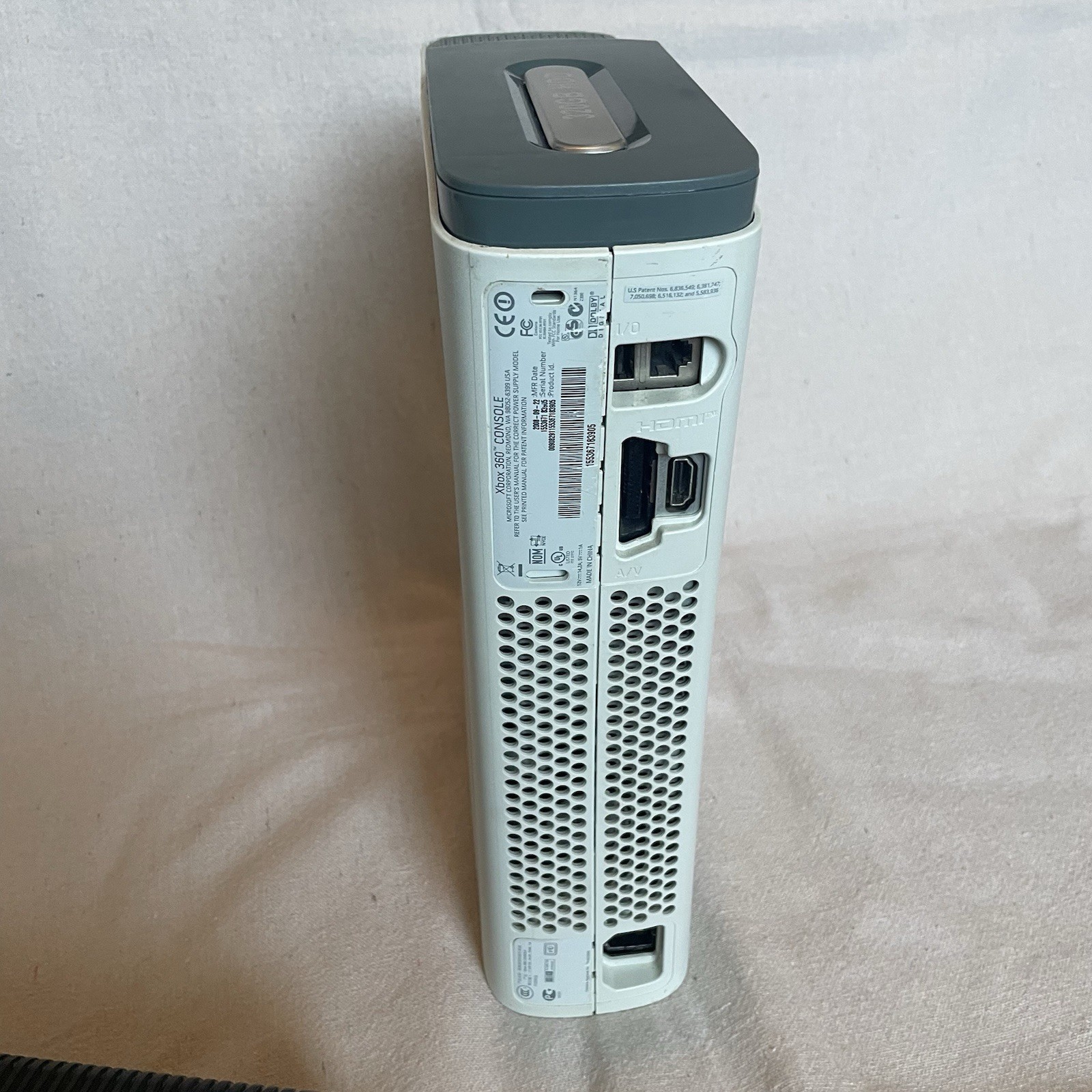 Microsoft Xbox 360 Slim White Console 320GB Tested Works