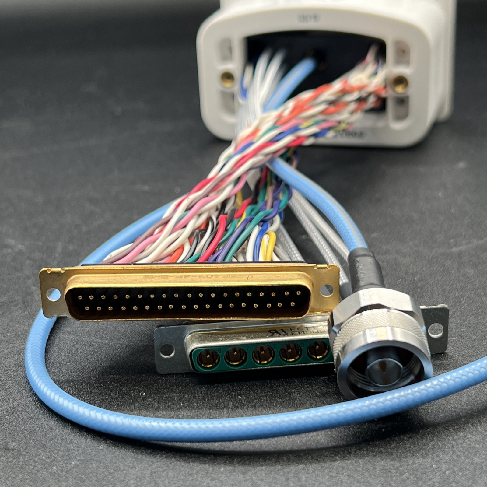 GE Model 5371622-2, B-BEZEL CABLE HARNESS