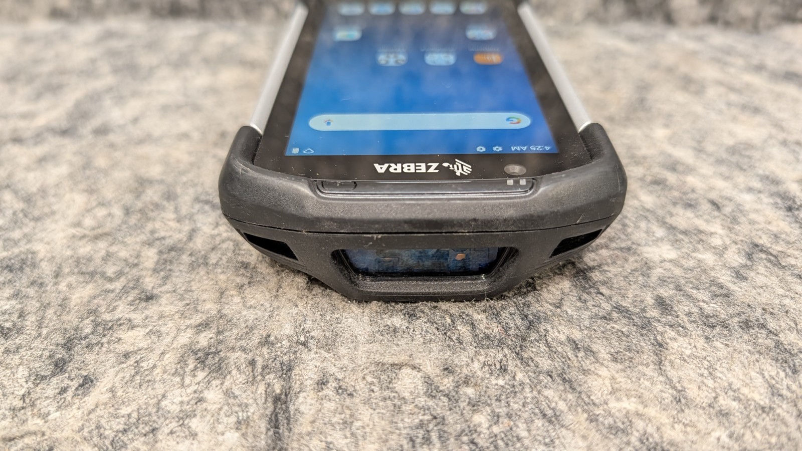 Zebra TC72 TC720L Mobile Barcode Scanner Touch Computer + Trigger Grip, Battery