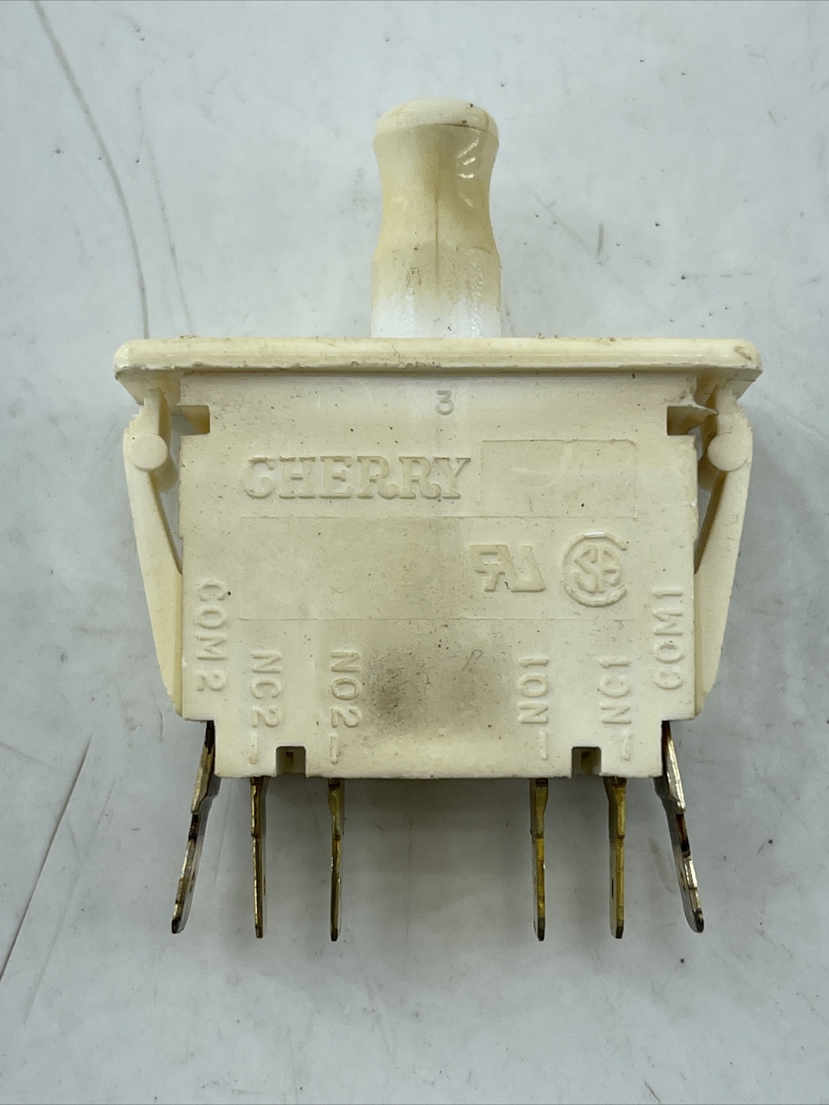 10 Cherry E79-30A Buttons 10A 125 VAC /250VAC