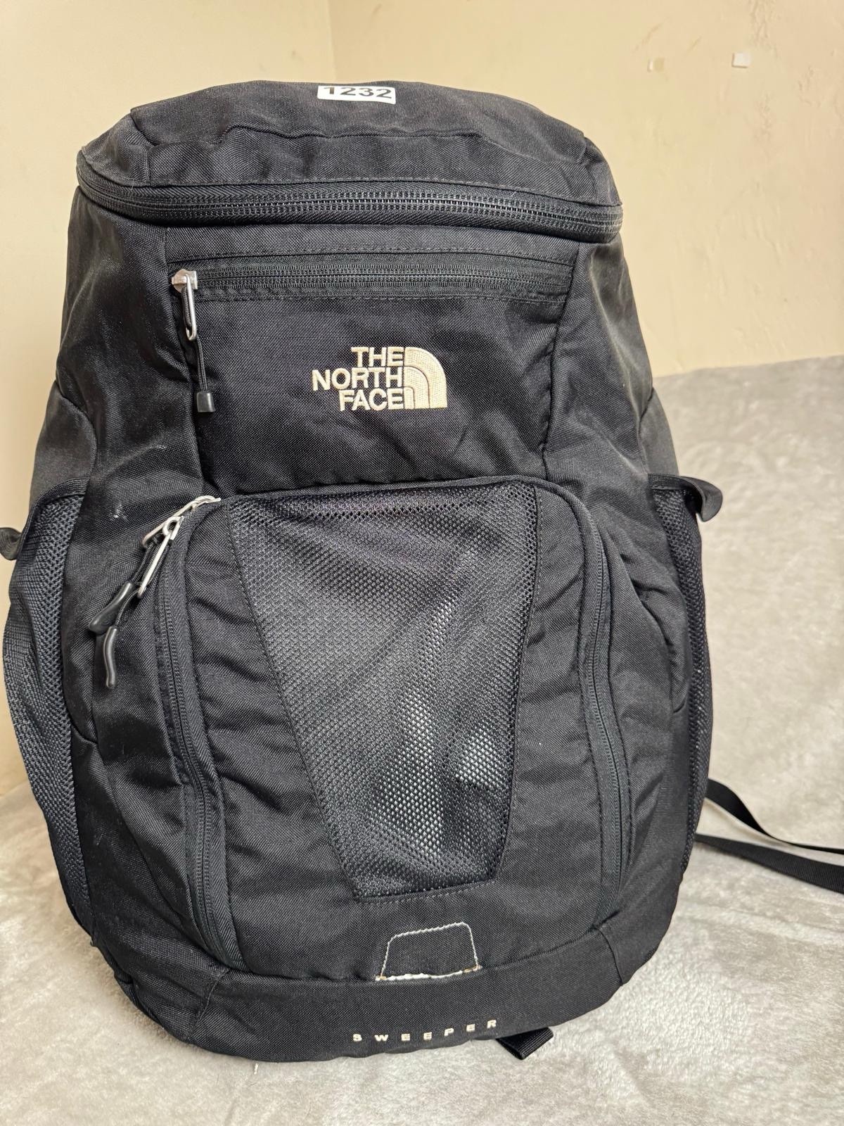 The North Face Recon Backpack Black Bookbag Outdoors Hiking Camping Sweeper