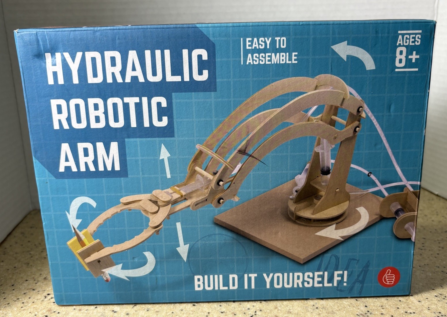 ThumbsUp! DIY Children's Hydraulic Robotic Arm Kit - Real Hydraulic Movement