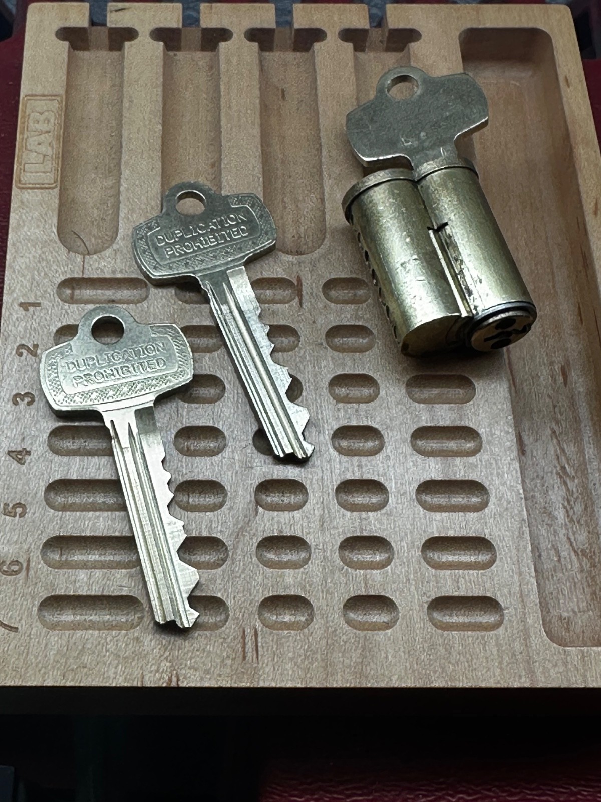 BRASS BODY AMERICAN PADLOCK SERIES 3560 SFIC BEST BRAND REMOVAL CORE WITH 3 KEYS
