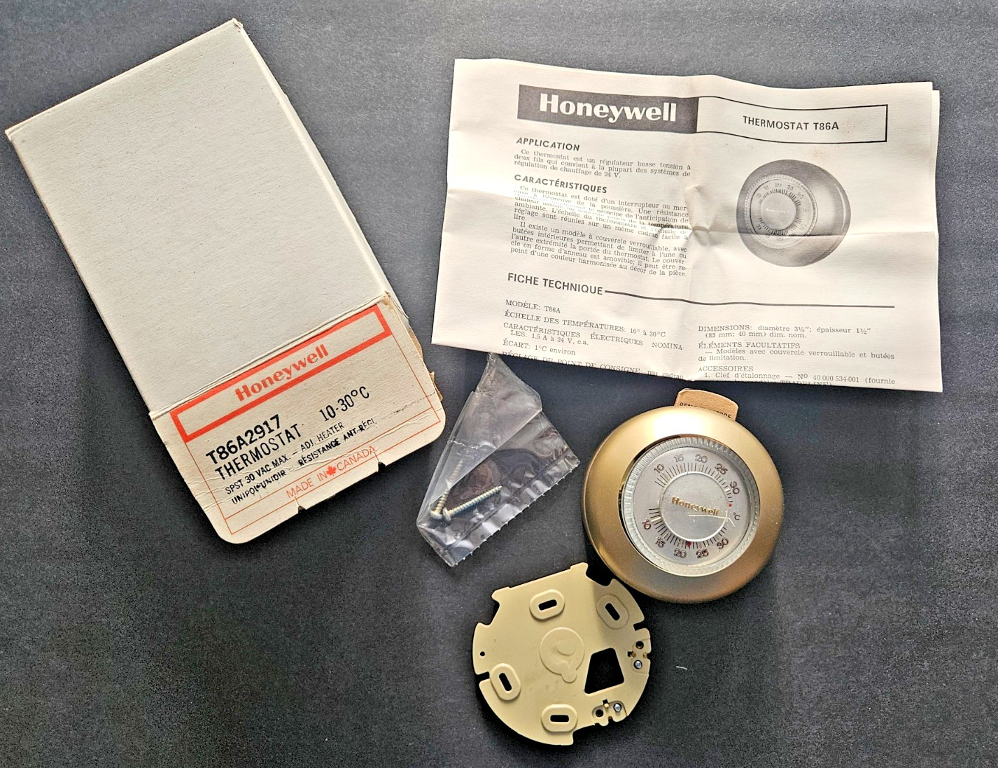 Honeywell - Model T86A2917 - 24V Heating Thermostat - New1 Old Stock In Box