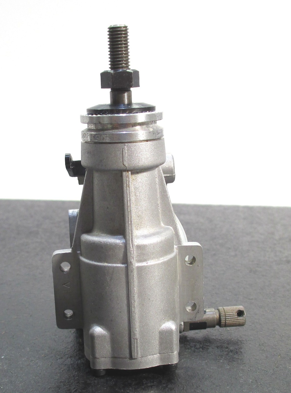 O.S. MAX-25FX 4.07cc 2-Stroke Glow Engine Includes muffler; used for RC airplane
