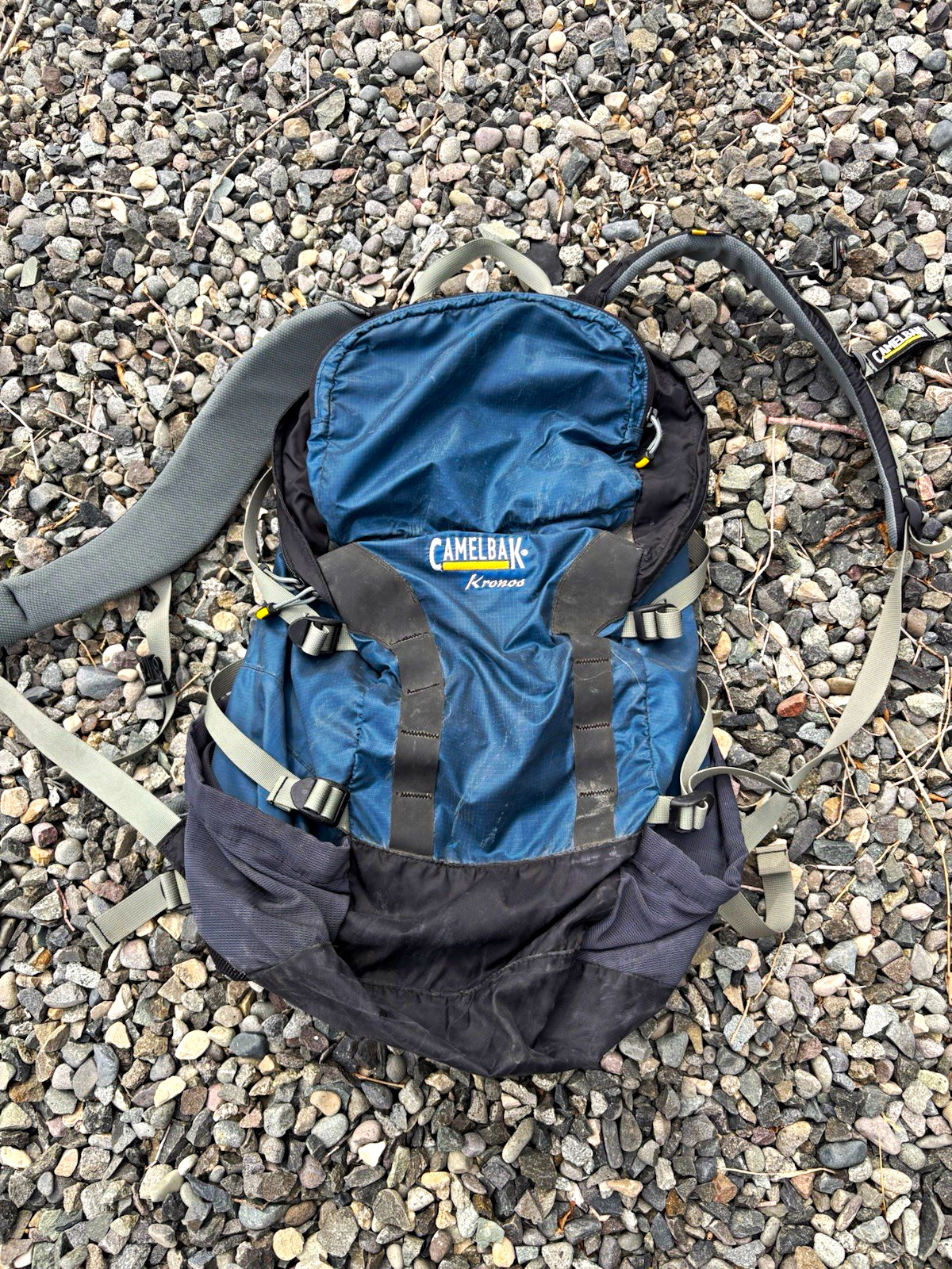 CamelBak Kronos 3L Hydration Backpack Blue/Gray/Black Hip Belt Padded