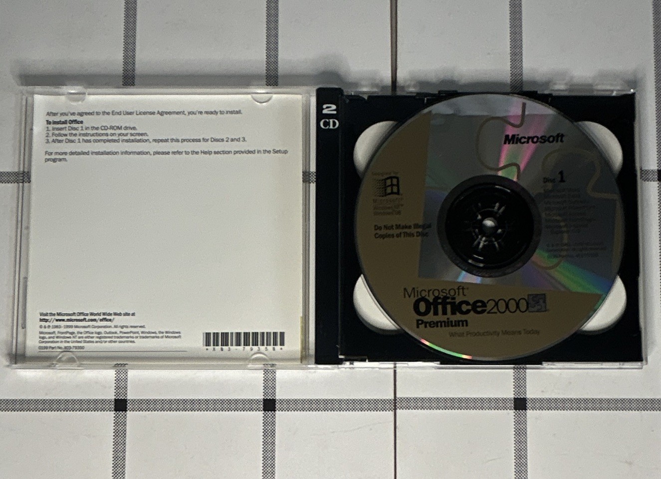 Microsoft Office 2000 Premium 2CD + Developer Tools CD, Windows, English (1 PC)