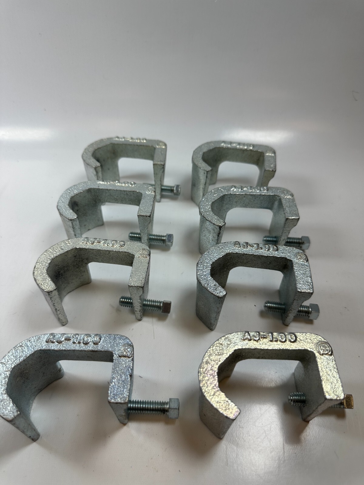 Appleton AJ100 J-Clamp for Rigid EMT/IMC Conduit Hanger 1" (Lot of 8) NEW