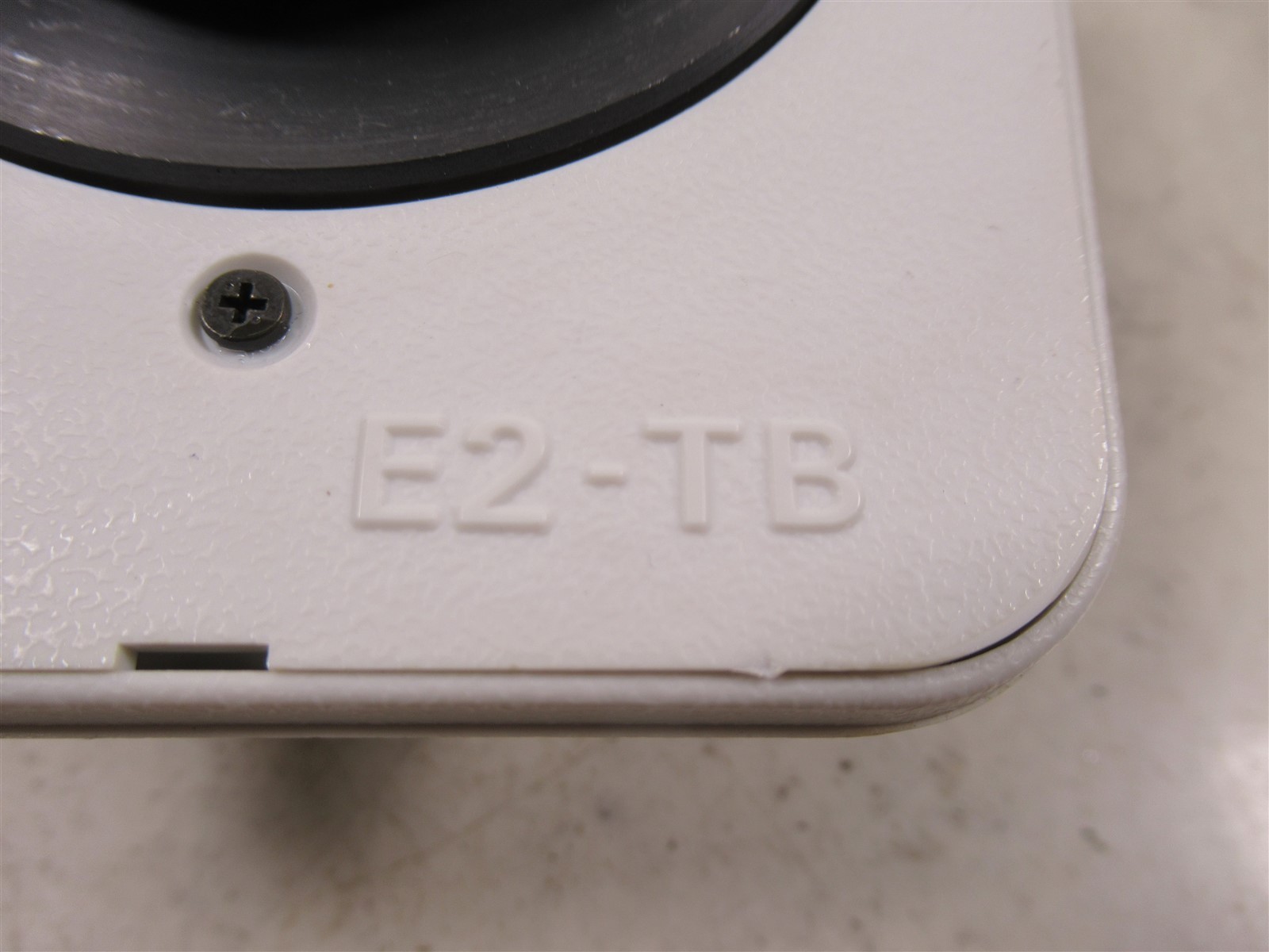 Nikon E2-TB Microscope Binocular Head with 2 Eyepieces for Eclipse E200