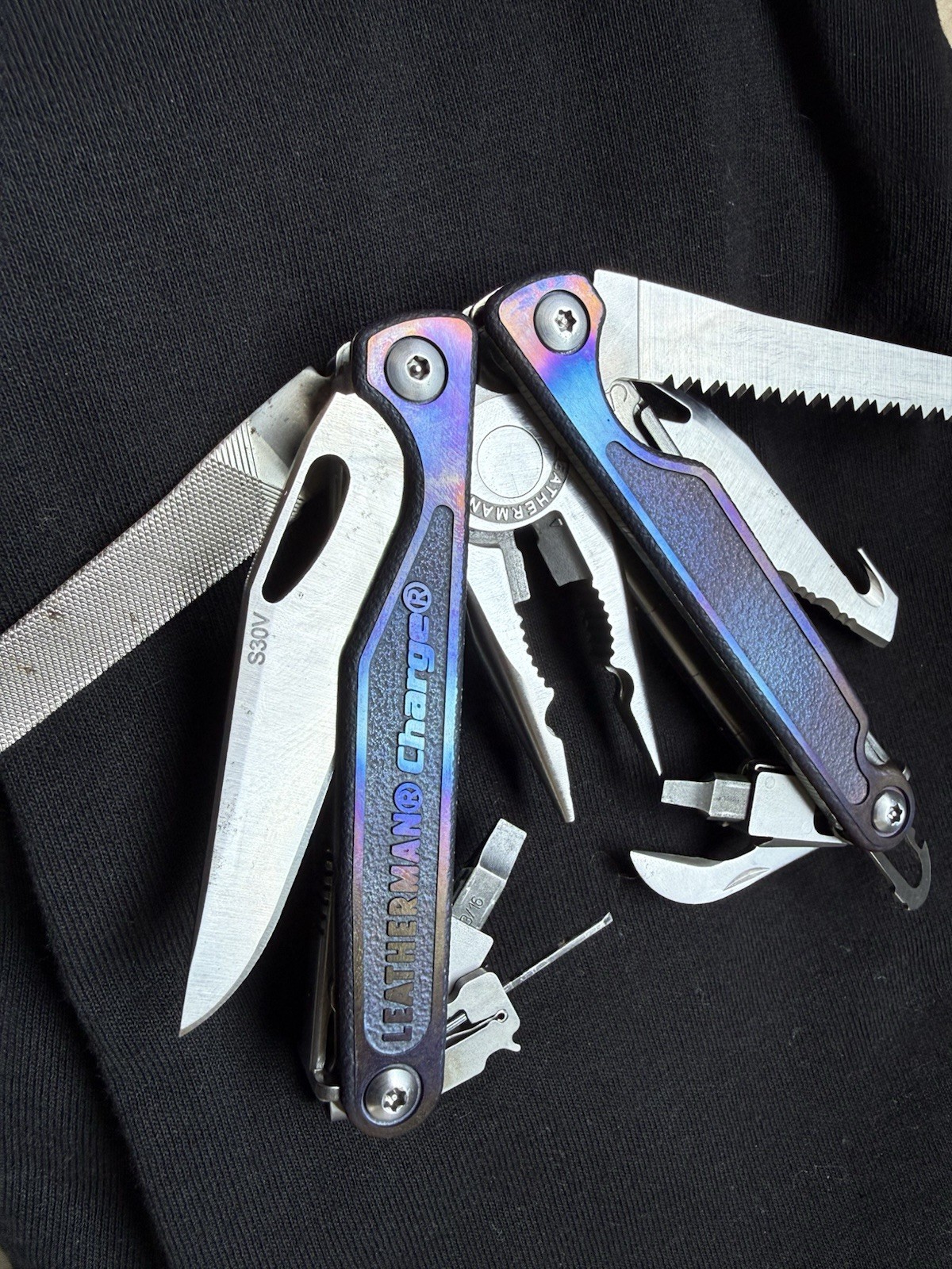 Leatherman Charge S30V Multi-Tool Iridescent Handle w/ Sheath & Bit Kit
