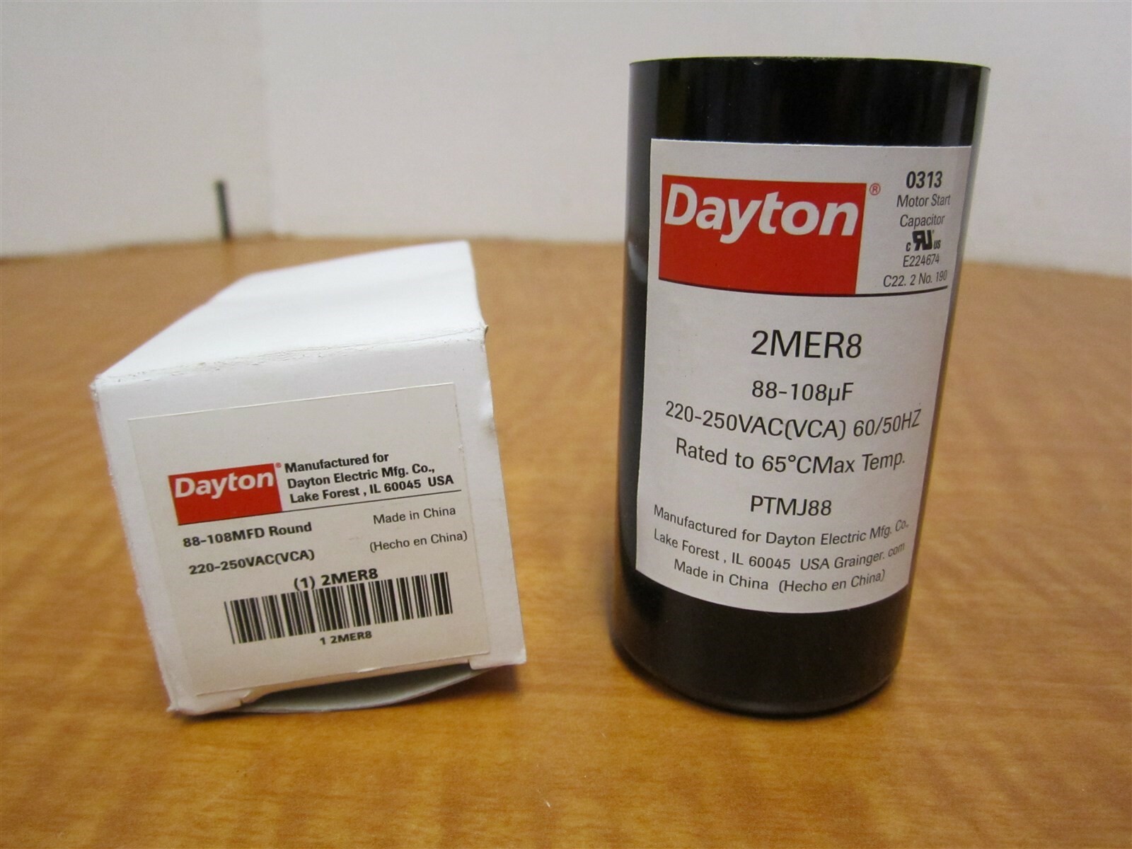 Round Motor Start Capacitor 88-108 Microfarad Rating 1/4" Male Quick Connect NEW